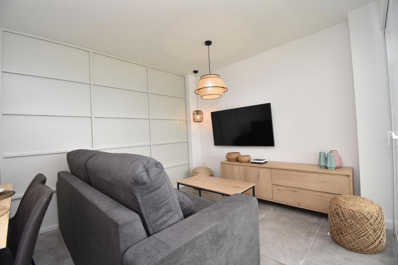 Apartamento Emperador フエンヒロラ エクステリア 写真
